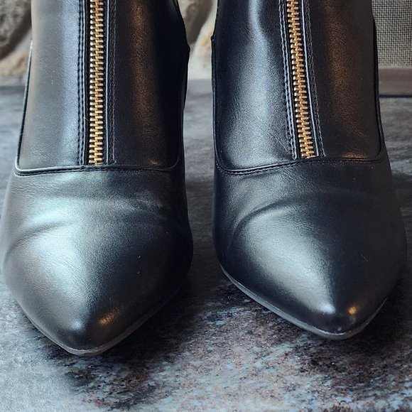 NWOT IDIFU Buckle Strap Ankle Booties Size 10 - Picture 7 of 16